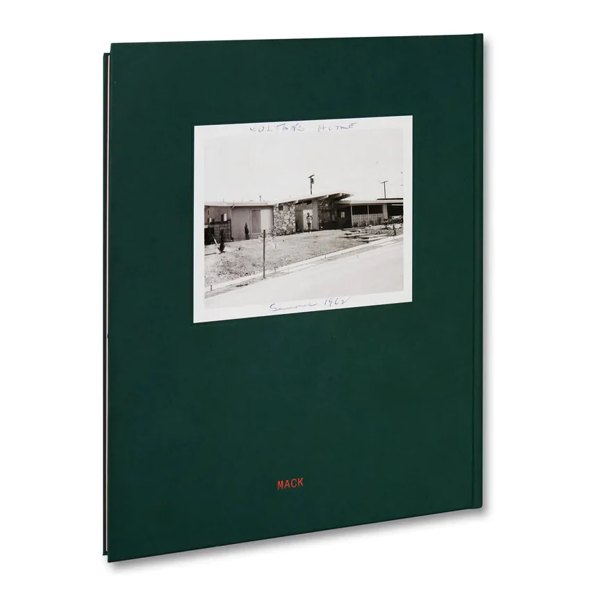 Larry Sultan: Pictures from Home - Image 9