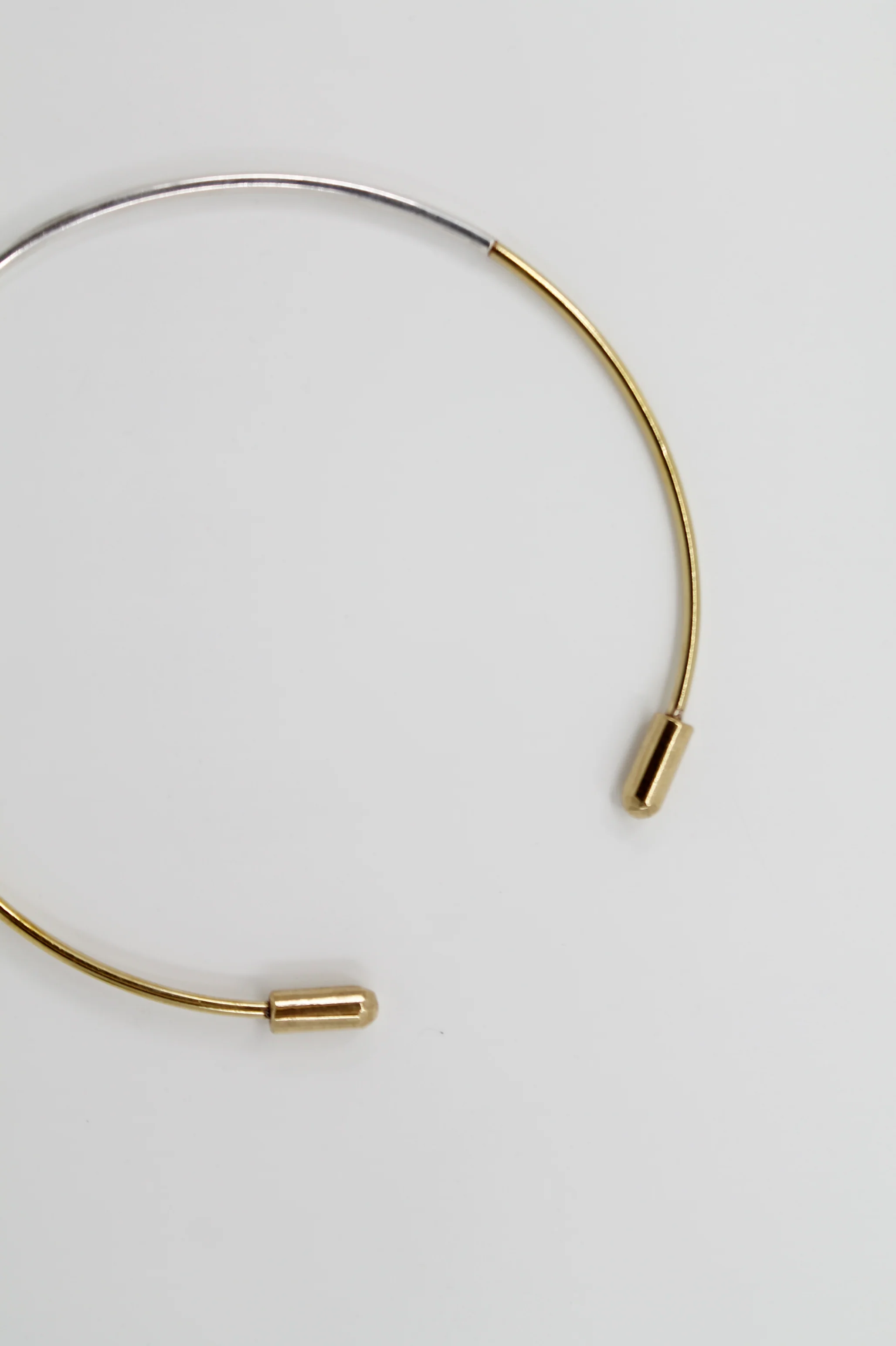 Formina: Dual Tube Open Collar - Image 3